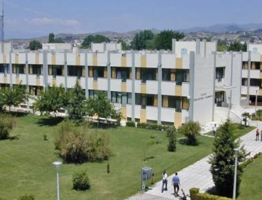 ΤΕΙ Σερρών: Και δεύτερος καθηγητής εκβίαζε φοιτητές και φοιτήτριες